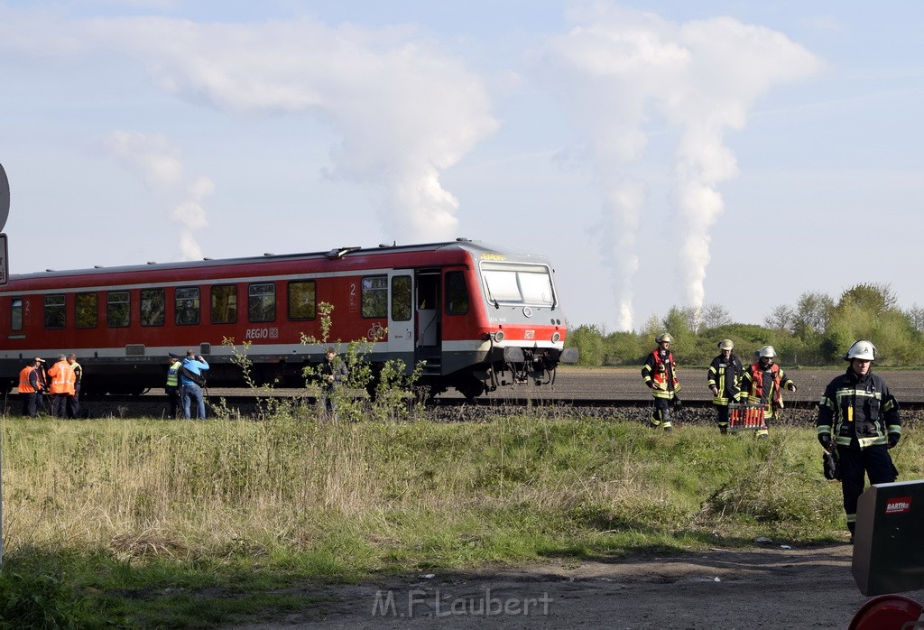 Schwerer VU LKW Zug Bergheim Kenten Koelnerstr P027.JPG - Miklos Laubert